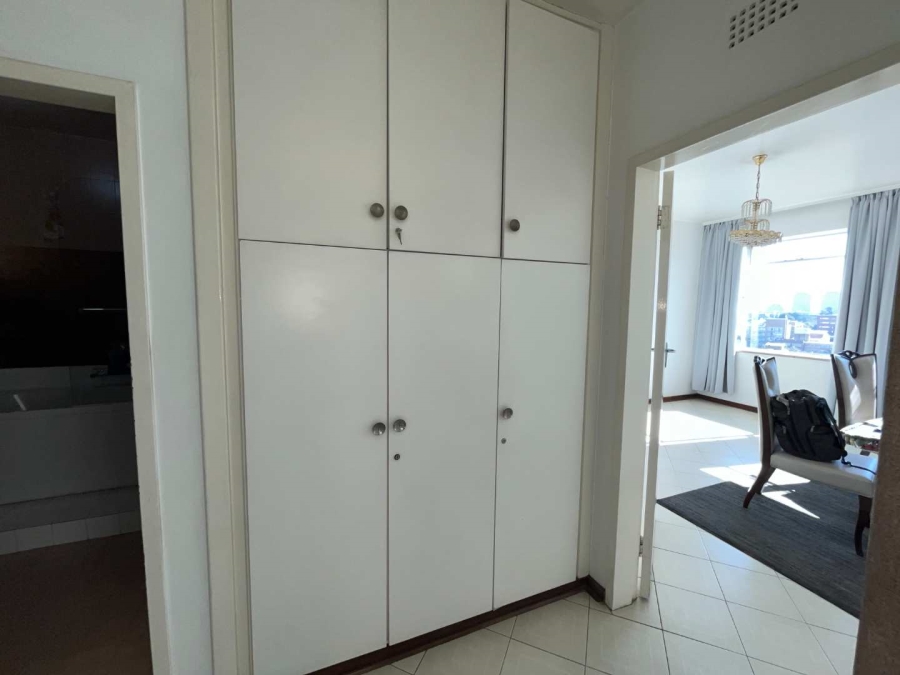 2 Bedroom Property for Sale in Parktown Gauteng