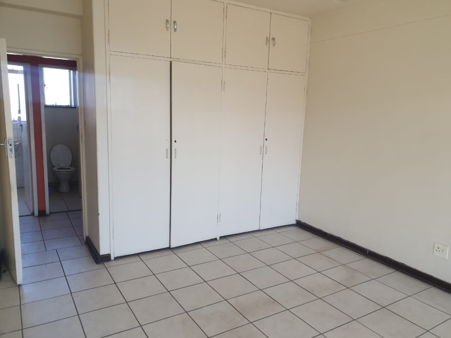 1 Bedroom Property for Sale in Pretoria Central Gauteng