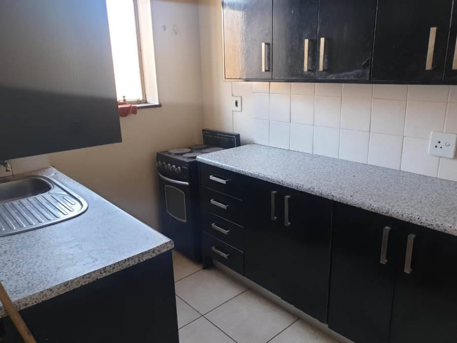 1 Bedroom Property for Sale in Pretoria Central Gauteng