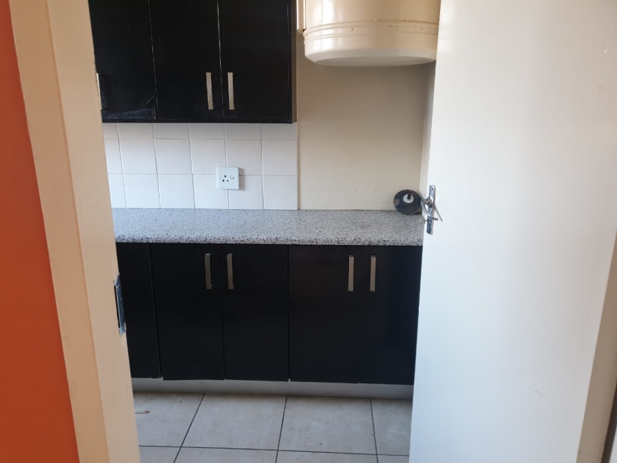 1 Bedroom Property for Sale in Pretoria Central Gauteng