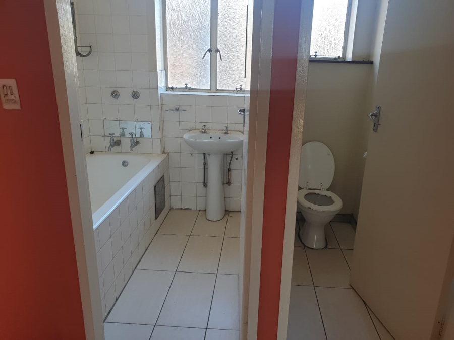 1 Bedroom Property for Sale in Pretoria Central Gauteng