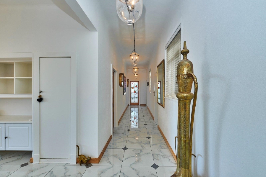 2 Bedroom Property for Sale in Killarney Gauteng