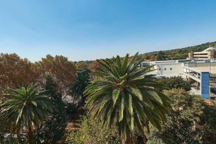 2 Bedroom Property for Sale in Killarney Gauteng