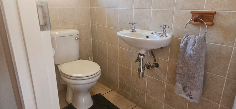 2 Bedroom Property for Sale in General Albertspark Gauteng