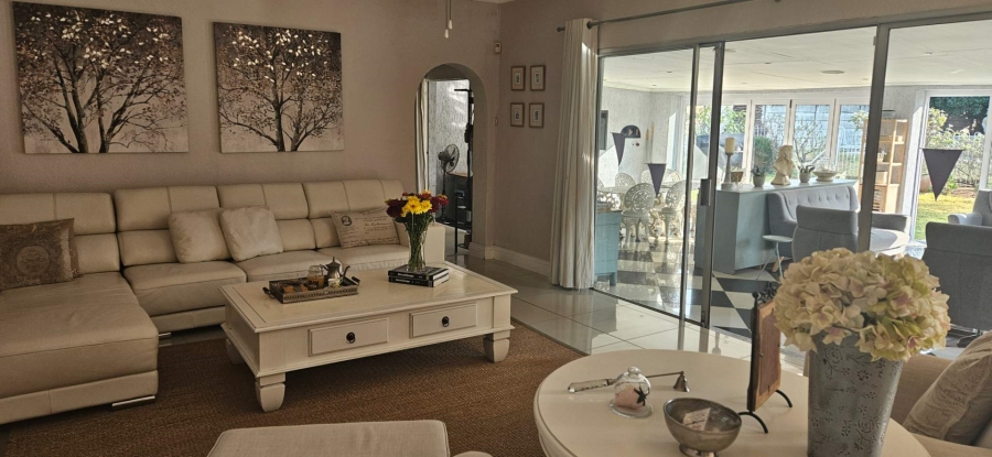3 Bedroom Property for Sale in Brackenhurst Gauteng
