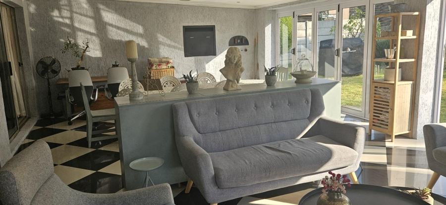3 Bedroom Property for Sale in Brackenhurst Gauteng