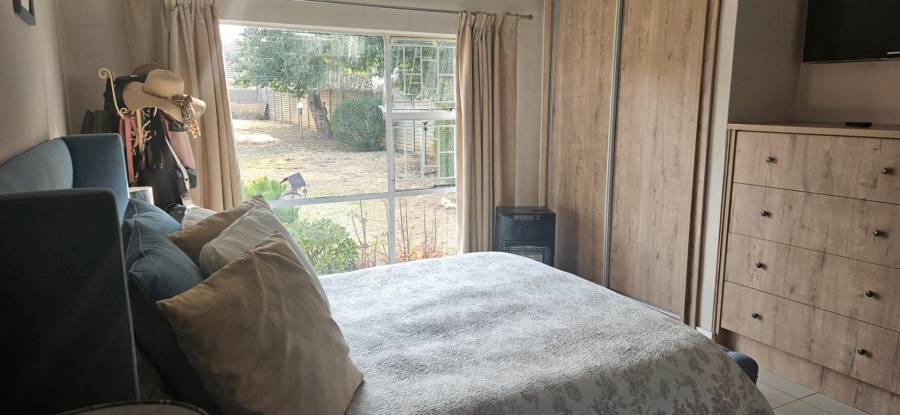 3 Bedroom Property for Sale in Brackenhurst Gauteng