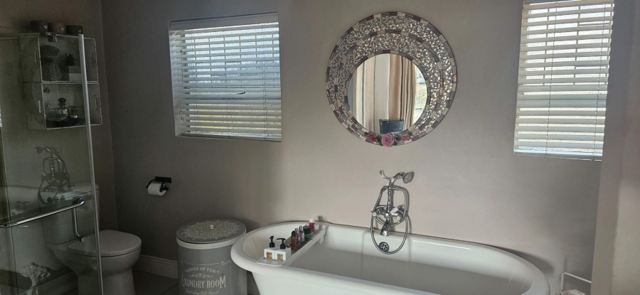 3 Bedroom Property for Sale in Brackenhurst Gauteng