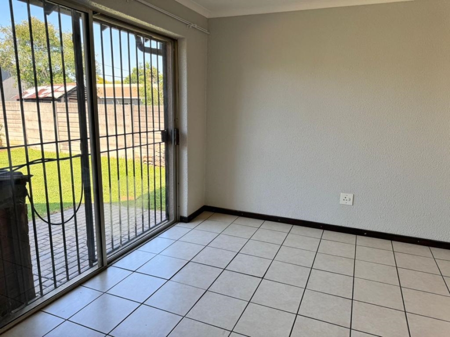 3 Bedroom Property for Sale in Albertsdal Gauteng