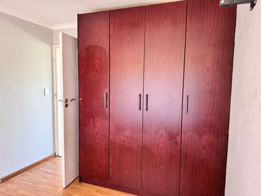 3 Bedroom Property for Sale in Albertsdal Gauteng