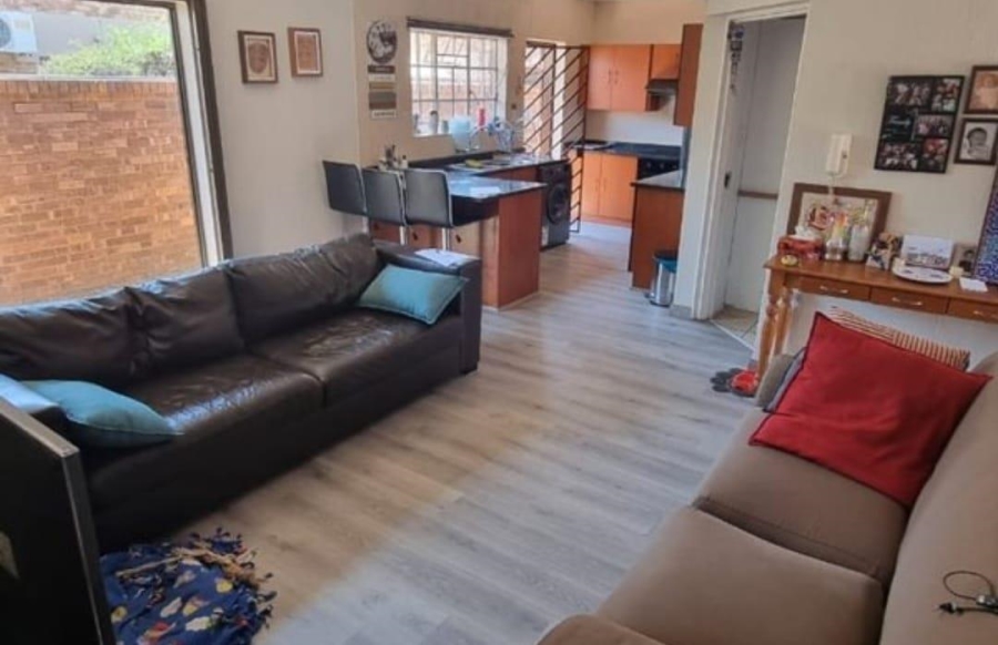 3 Bedroom Property for Sale in New Redruth Gauteng