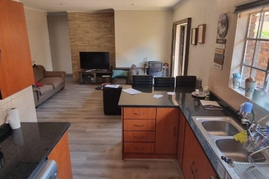 3 Bedroom Property for Sale in New Redruth Gauteng