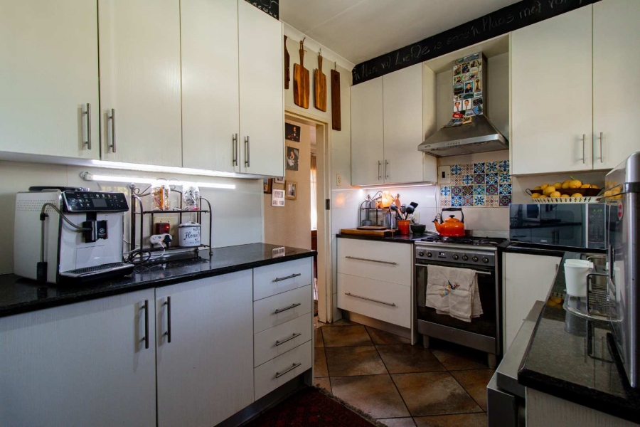 3 Bedroom Property for Sale in Brackendowns Gauteng