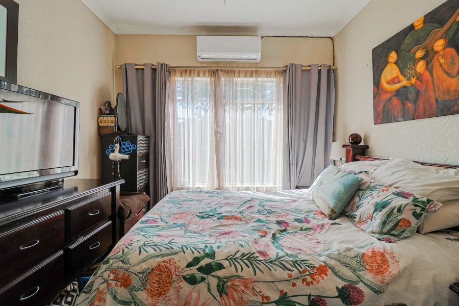 3 Bedroom Property for Sale in Brackendowns Gauteng