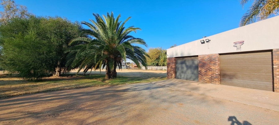 4 Bedroom Property for Sale in Benoni AH Gauteng