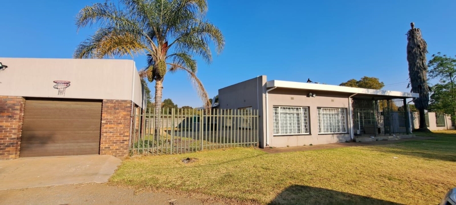 4 Bedroom Property for Sale in Benoni AH Gauteng
