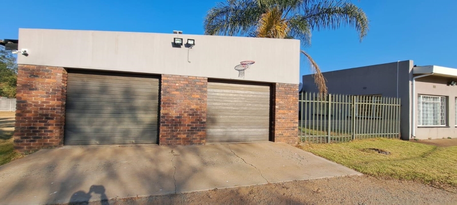4 Bedroom Property for Sale in Benoni AH Gauteng
