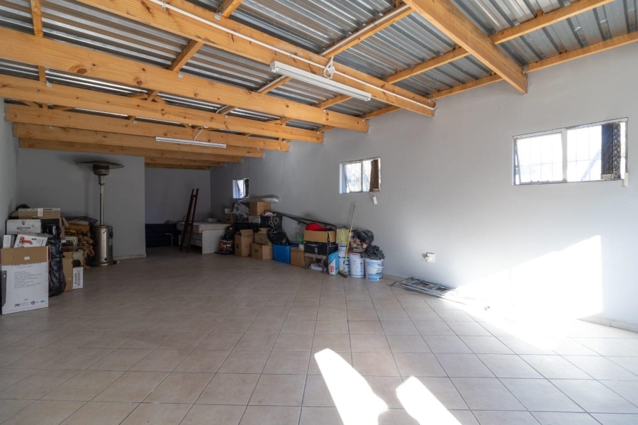 4 Bedroom Property for Sale in General Albertspark Gauteng