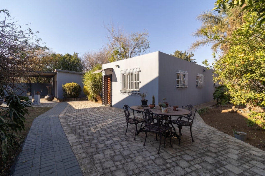 4 Bedroom Property for Sale in General Albertspark Gauteng
