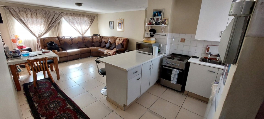 2 Bedroom Property for Sale in Verwoerdpark Gauteng