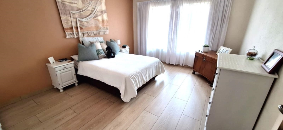 2 Bedroom Property for Sale in New Redruth Gauteng