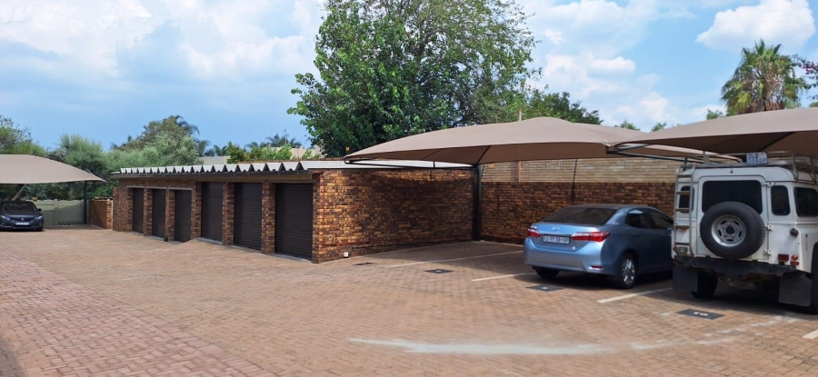 2 Bedroom Property for Sale in New Redruth Gauteng