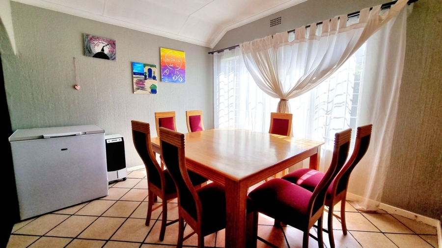 3 Bedroom Property for Sale in Brackendowns Gauteng