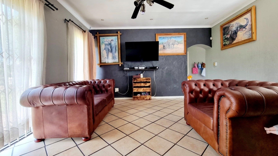 3 Bedroom Property for Sale in Brackendowns Gauteng