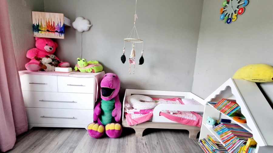 3 Bedroom Property for Sale in Brackendowns Gauteng