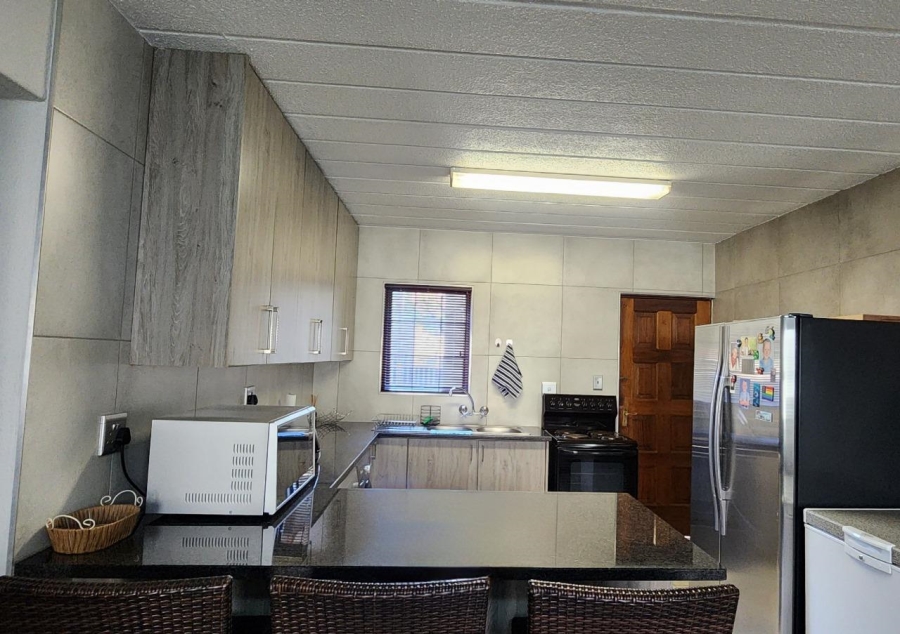 3 Bedroom Property for Sale in Verwoerdpark Gauteng