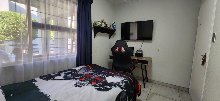 3 Bedroom Property for Sale in Verwoerdpark Gauteng