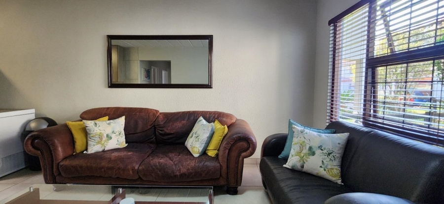 3 Bedroom Property for Sale in Verwoerdpark Gauteng