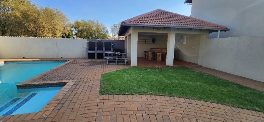 3 Bedroom Property for Sale in Verwoerdpark Gauteng
