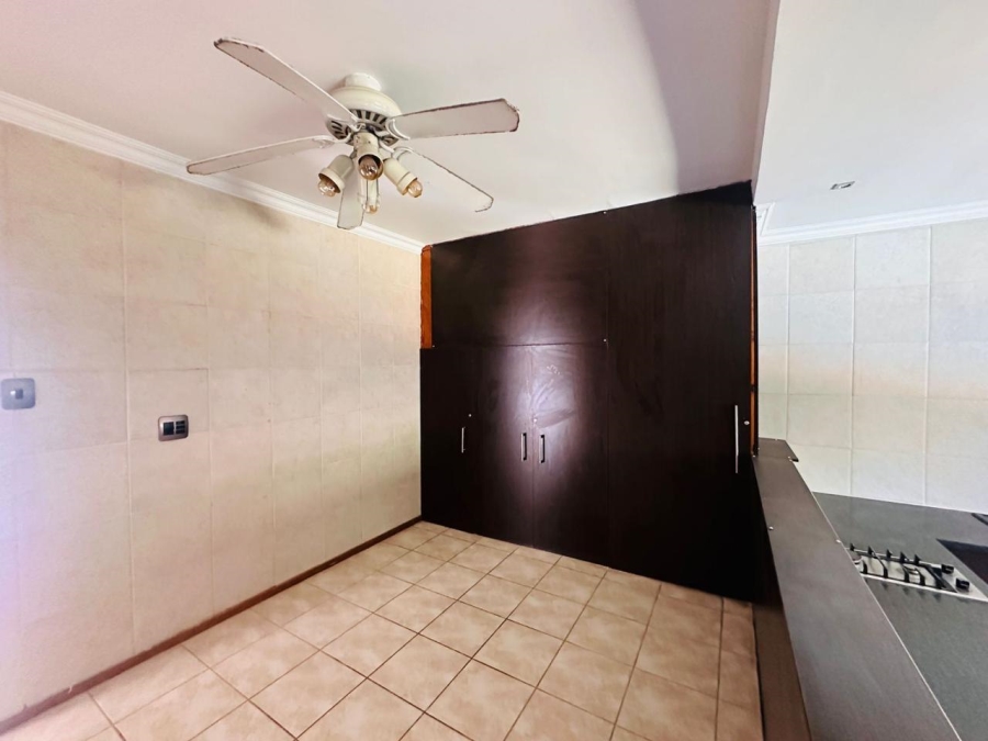 4 Bedroom Property for Sale in Verwoerdpark Gauteng