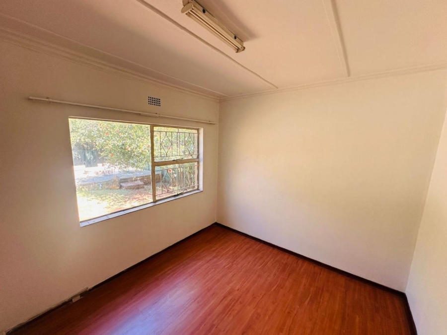4 Bedroom Property for Sale in Verwoerdpark Gauteng