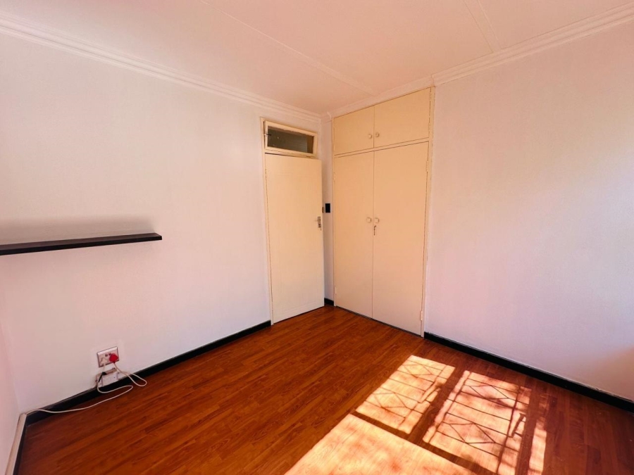 4 Bedroom Property for Sale in Verwoerdpark Gauteng