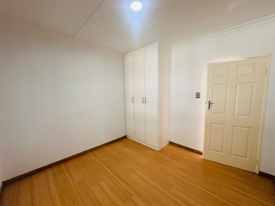 4 Bedroom Property for Sale in Verwoerdpark Gauteng
