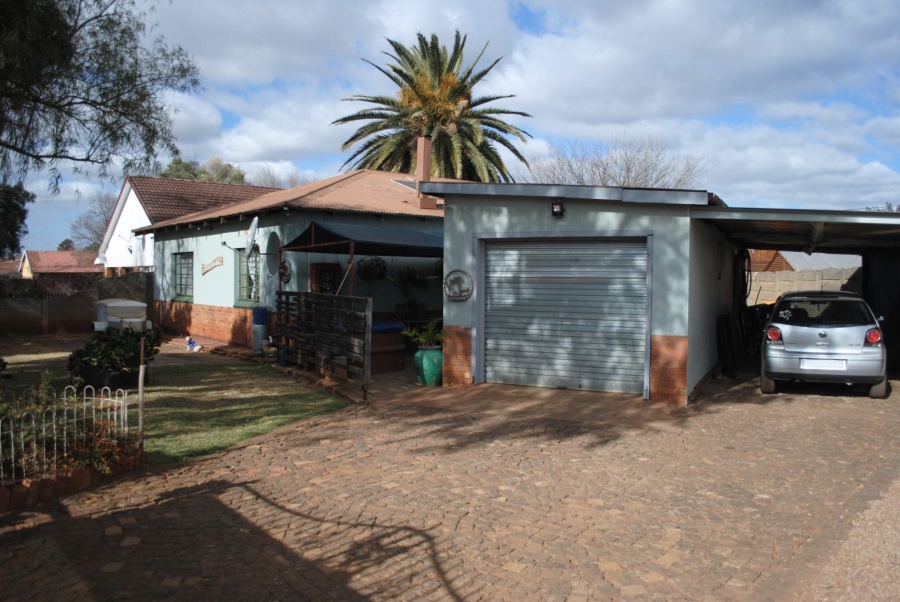 3 Bedroom Property for Sale in Rothdene Gauteng