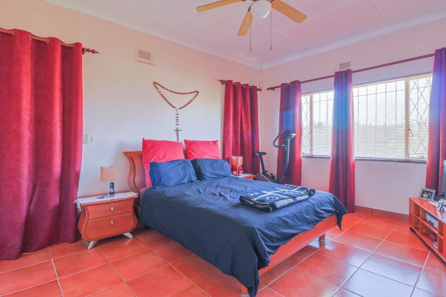 3 Bedroom Property for Sale in Linmeyer Gauteng