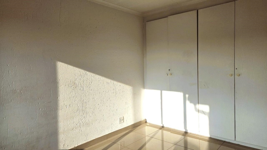 2 Bedroom Property for Sale in Winchester Hills Gauteng