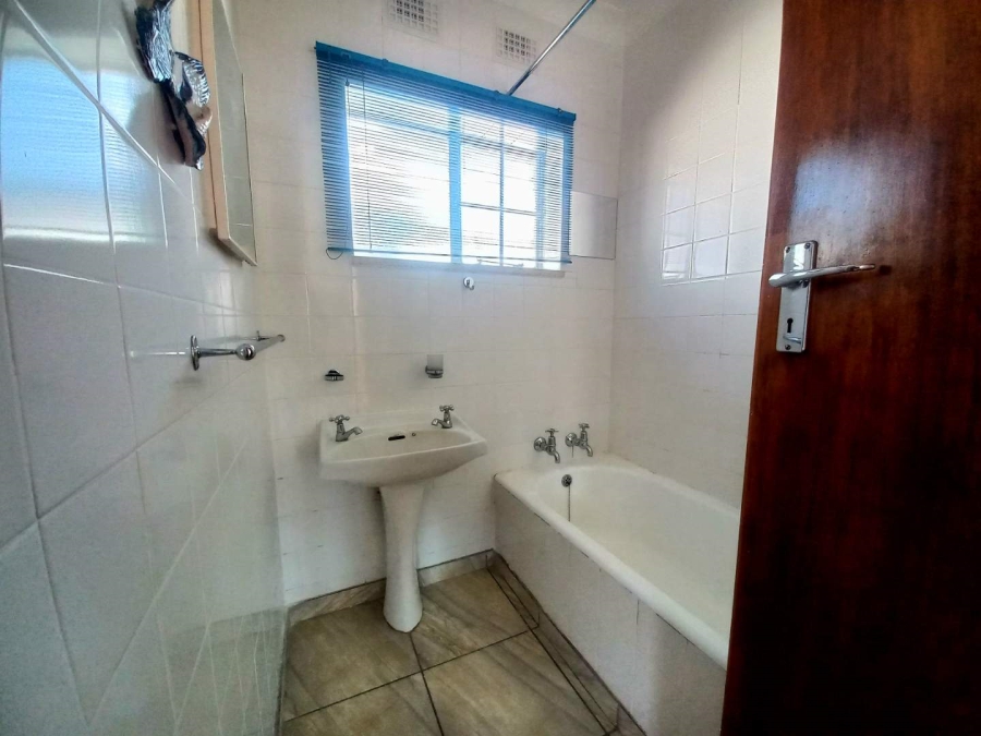 3 Bedroom Property for Sale in Verwoerdpark Gauteng