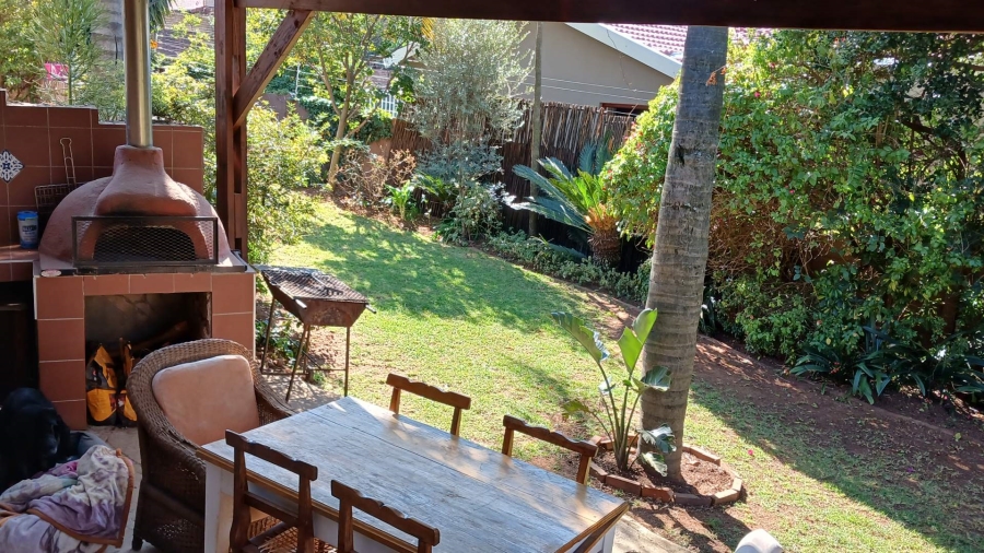 4 Bedroom Property for Sale in Hurlingham Manor Gauteng