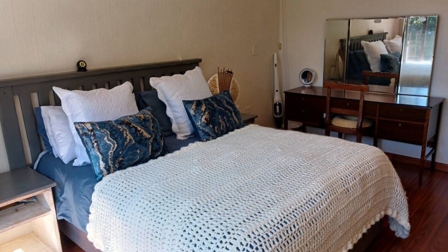 4 Bedroom Property for Sale in Hurlingham Manor Gauteng