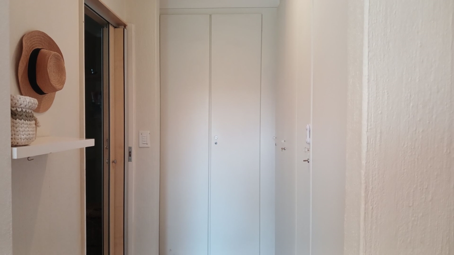 4 Bedroom Property for Sale in Hurlingham Manor Gauteng