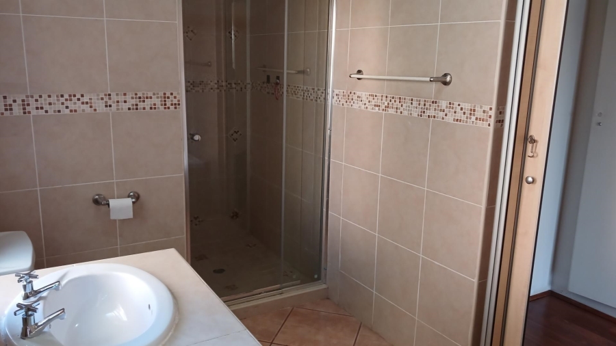 4 Bedroom Property for Sale in Hurlingham Manor Gauteng