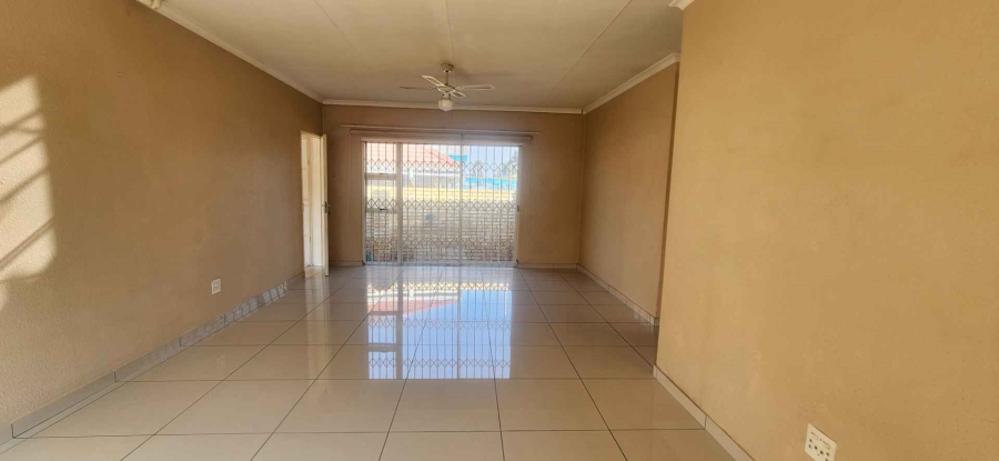 3 Bedroom Property for Sale in New Redruth Gauteng