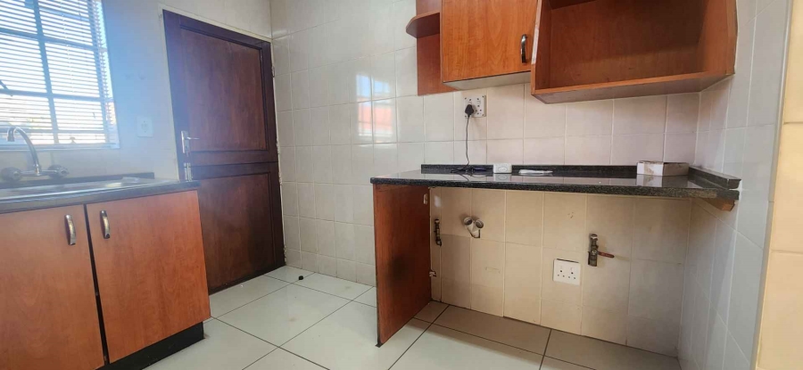 3 Bedroom Property for Sale in New Redruth Gauteng