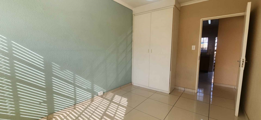 3 Bedroom Property for Sale in New Redruth Gauteng