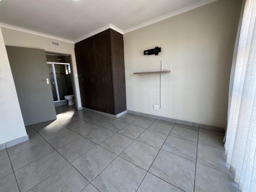 3 Bedroom Property for Sale in Albertsdal Gauteng
