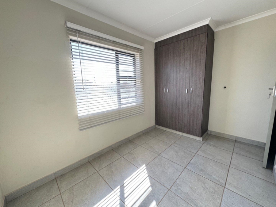 3 Bedroom Property for Sale in Albertsdal Gauteng